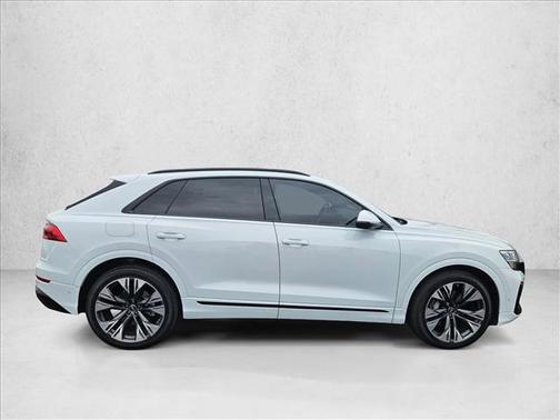 2024 Audi Q8 55 Prestige