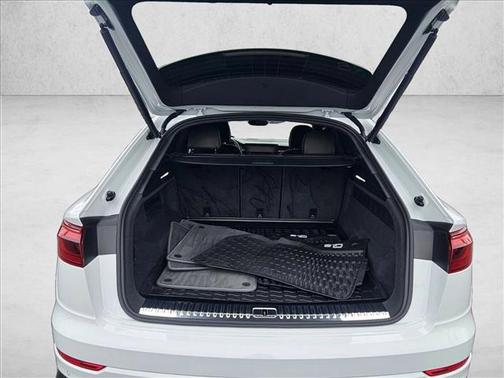 2024 Audi Q8 55 Prestige