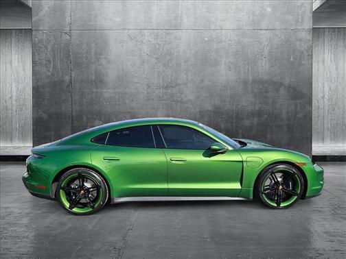 2022 Porsche Taycan 4S