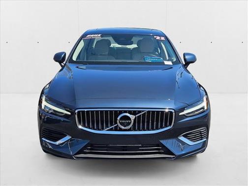 2022 Volvo S60 Recharge Plug-In Hybrid T8 Inscription