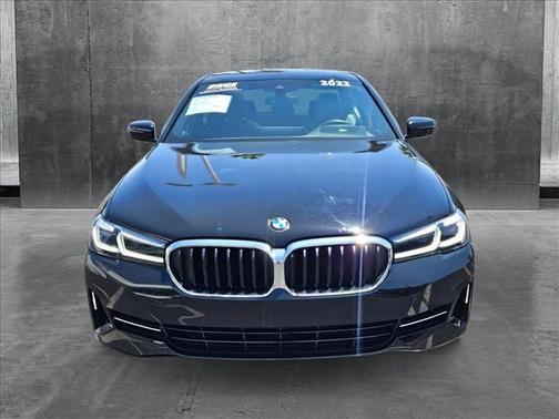 2022 BMW 530 i
