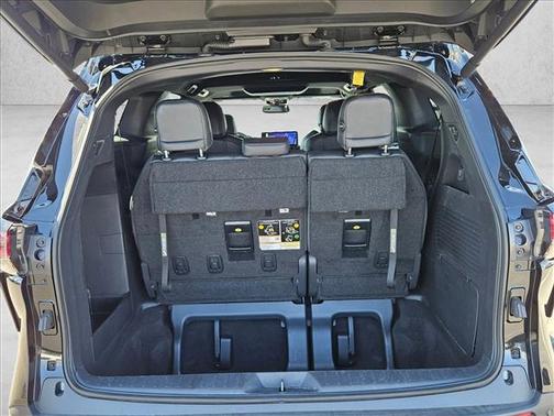 2025 Toyota Sienna Woodland Edition