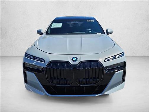 2025 BMW i7 xDrive60