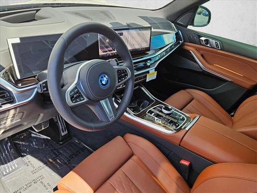 Black Sapphire Metallic 2026 BMW X5 PHEV xDrive50e