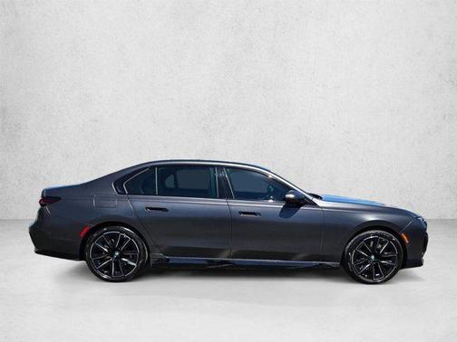 Frozen Deep Grey 2023 BMW i7 xDrive60