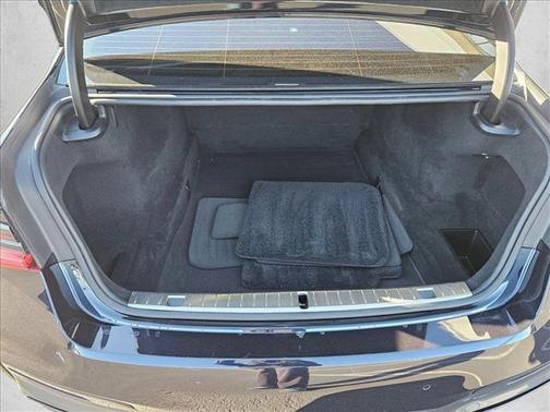 2022 BMW 750 i xDrive