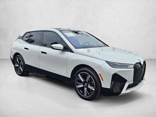 2025 BMW iX xDrive50