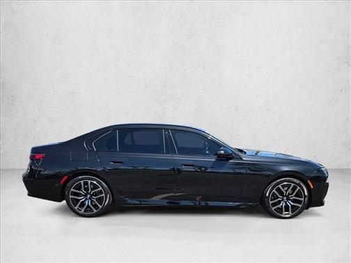 Black Sapphire Metallic 2023 BMW 740 i