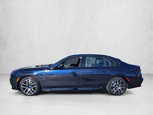 Carbon Black Metallic 2026 BMW 750e i xDrive