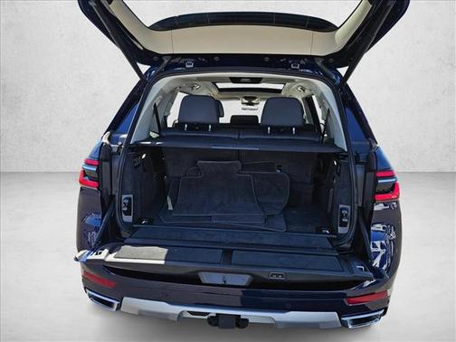 Tanzanite Blue II Metallic 2026 BMW X7 xDrive40i