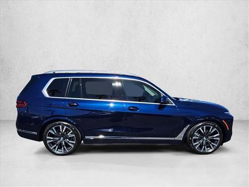Tanzanite Blue II Metallic 2026 BMW X7 xDrive40i
