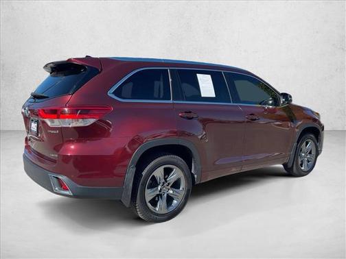 2019 Toyota Highlander Hybrid Platinum