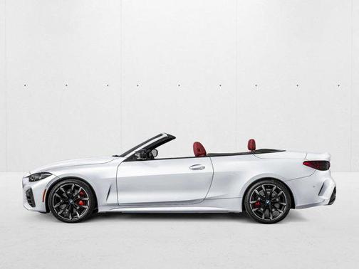 Mineral White Metallic 2026 BMW M440 i