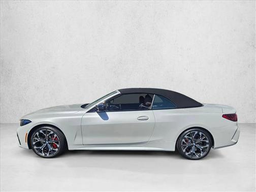 Mineral White Metallic 2026 BMW M440 i