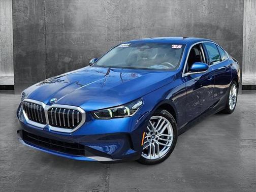 2025 BMW 530 i