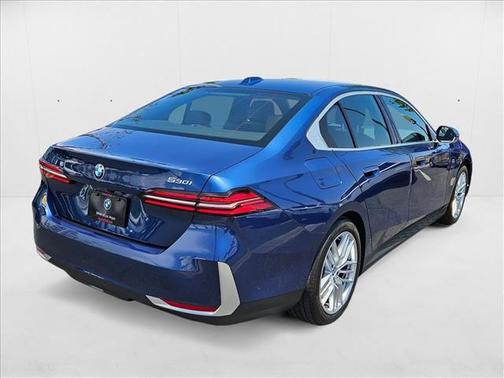2025 BMW 530 i