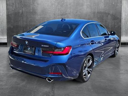 2024 BMW 330 i