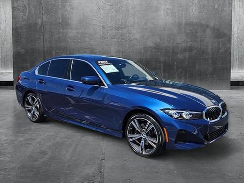 2024 BMW 330 i