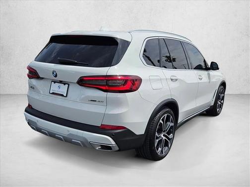 Alpine White 2023 BMW X5 xDrive40i