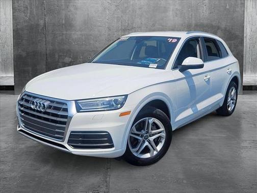 2019 Audi Q5 45 Premium
