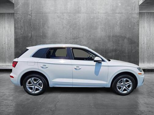 2019 Audi Q5 45 Premium