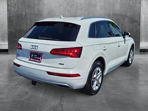 2019 Audi Q5 45 Premium