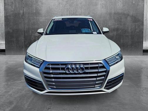 2019 Audi Q5 45 Premium