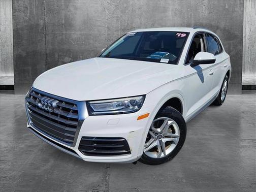 2019 Audi Q5 45 Premium