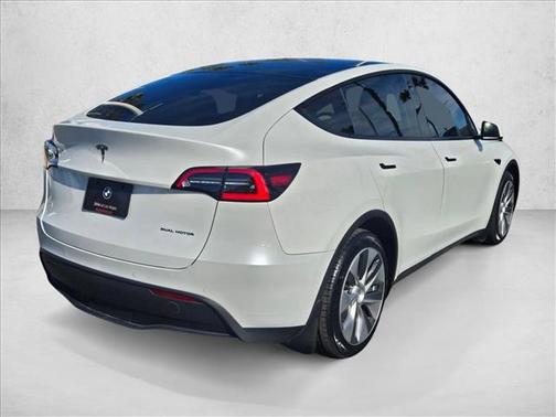 2021 Tesla Model Y Long Range Dual Motor All-Wheel Drive