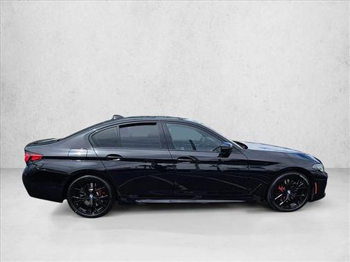 Black Sapphire Metallic 2023 BMW 540 i