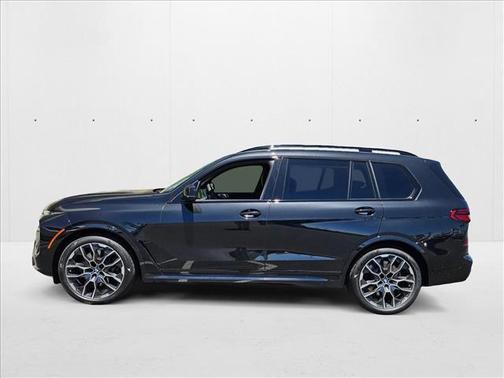 2026 BMW X7 M60i