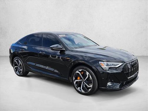 Brilliant Black 2023 Audi e-tron Sportback S line Premium Plus