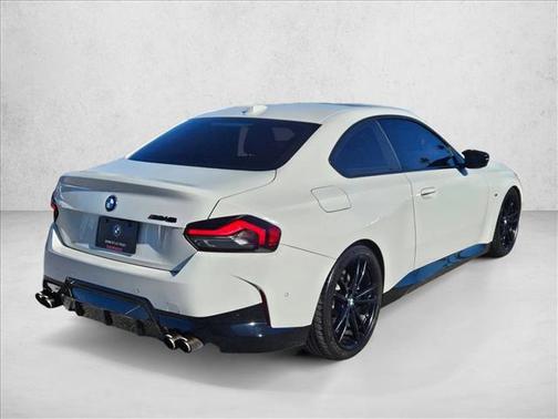 2023 BMW M240 i