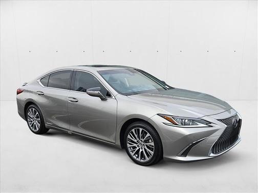 2019 Lexus ES 300h Base