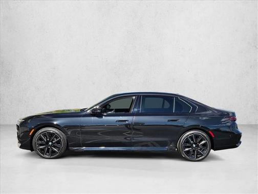 2025 BMW 760 xDrive