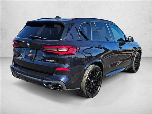 2023 BMW X5 M50i