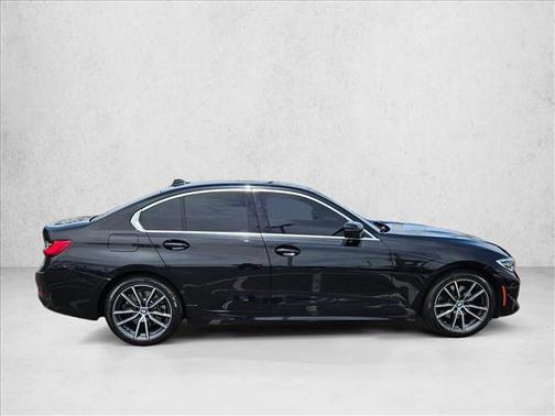 Black Sapphire Metallic 2021 BMW 330 330i