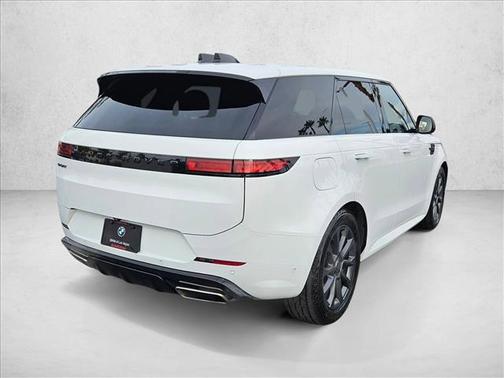 2024 Land Rover Range Rover Sport SE