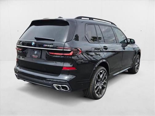 2026 BMW X7 M60i