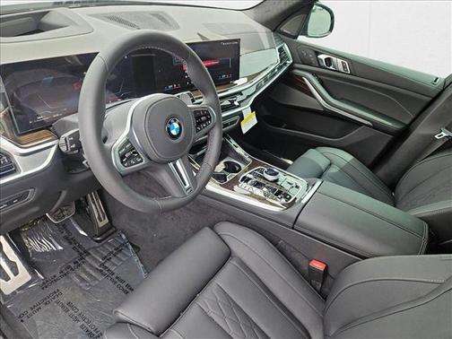 2026 BMW X7 M60i