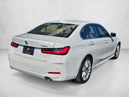 2026 BMW 330 i