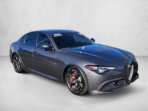 2019 Alfa Romeo Giulia Sport