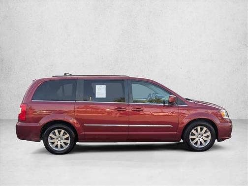 2015 Chrysler Town & Country Touring