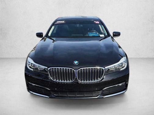 Jet Black 2018 BMW 740e xDrive iPerformance
