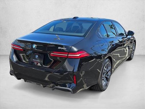 Black Sapphire Metallic 2026 BMW 530 530i