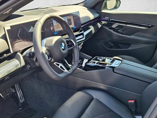 Black Sapphire Metallic 2026 BMW 530 530i