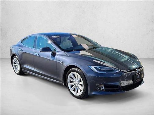 2020 Tesla Model S Long Range