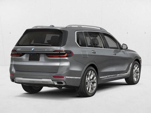 Dravit Grey Metallic 2027 BMW X7 xDrive40i