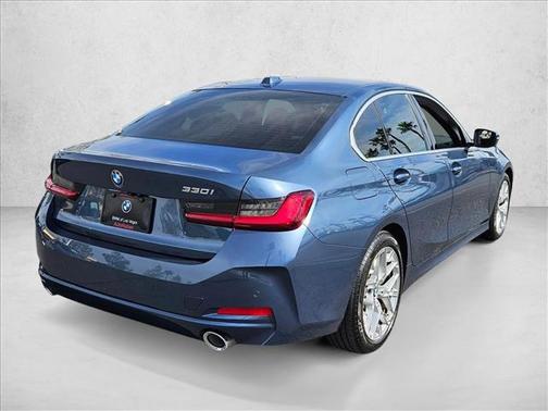 2025 BMW 330 330i