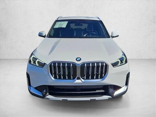 Alpine White 2027 BMW X1 xDrive28i